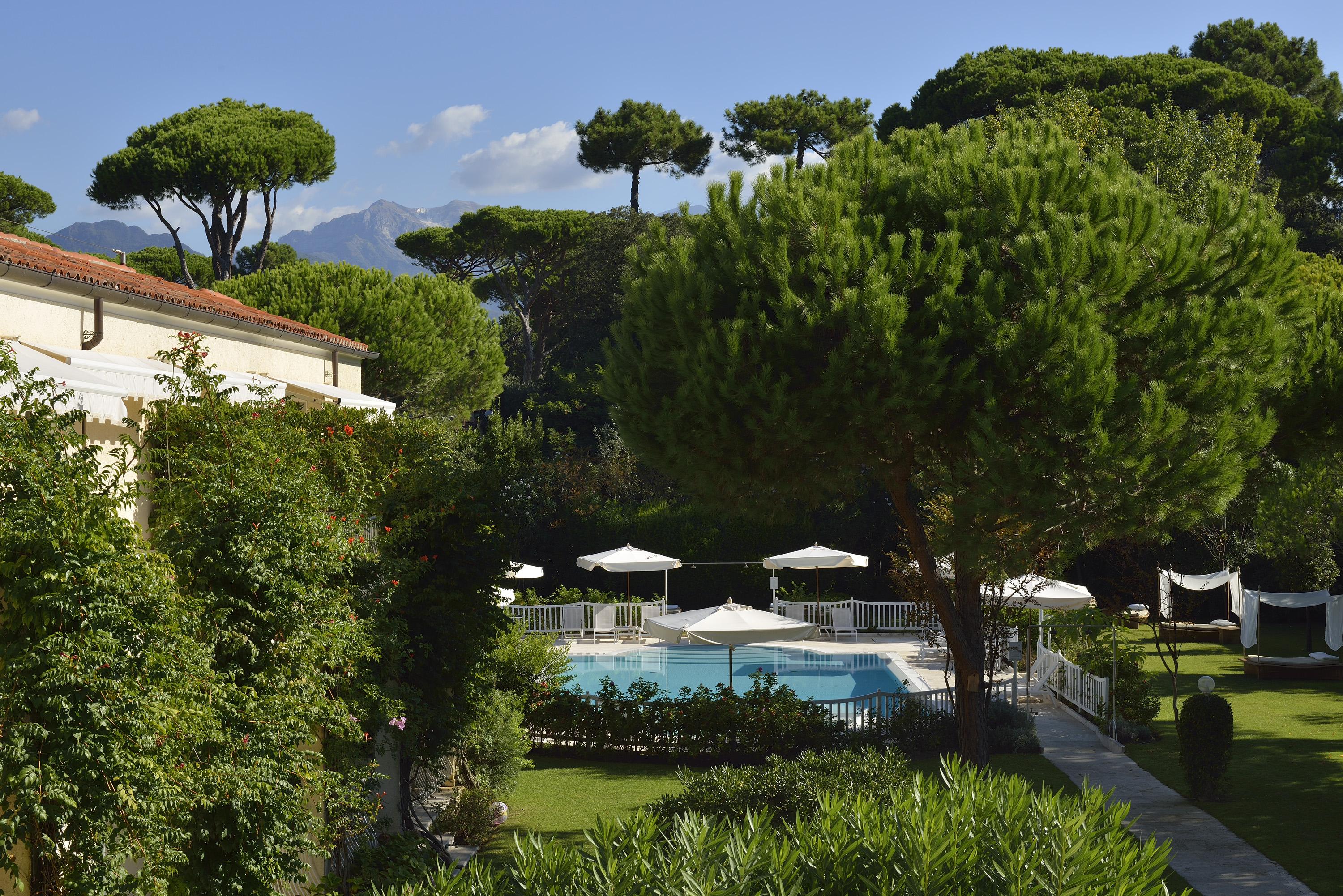 Villa Roma Imperiale Форте дей Марми Екстериор снимка